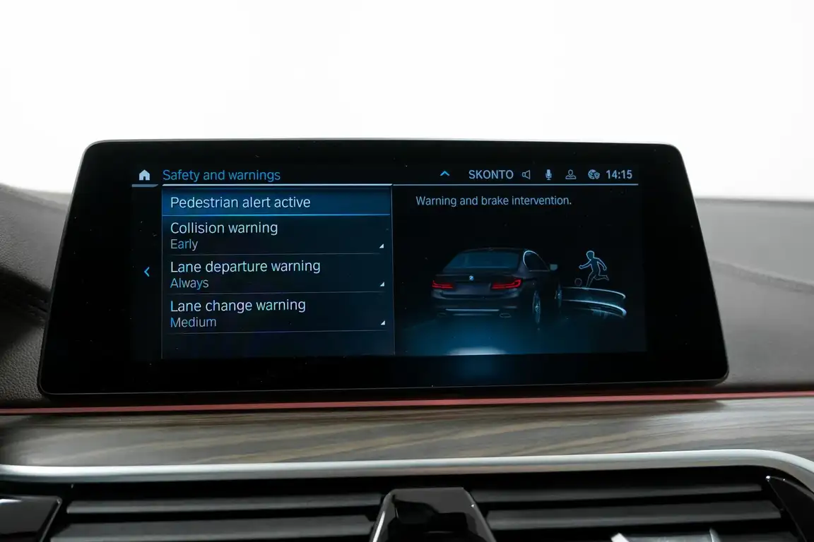 BMW 5 SERIES