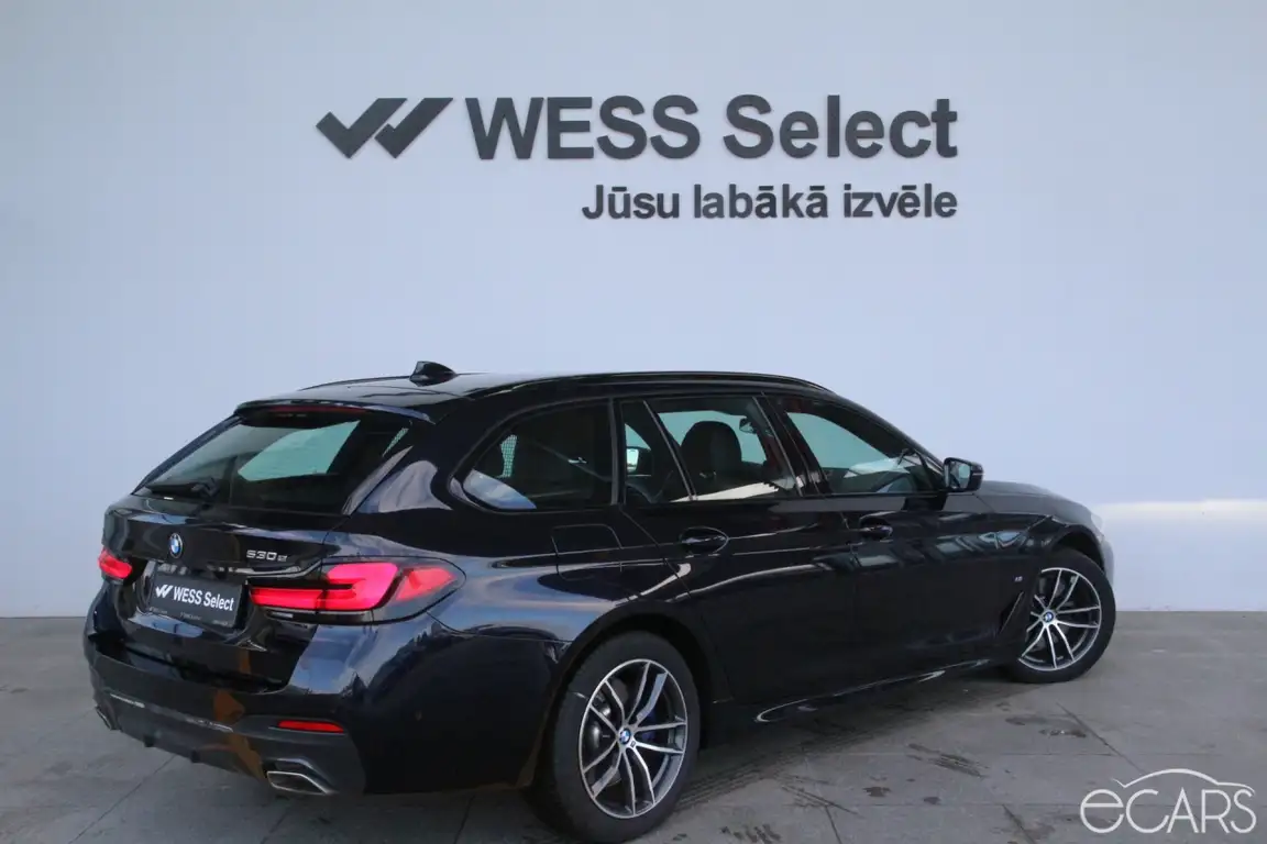 BMW 5 SERIES