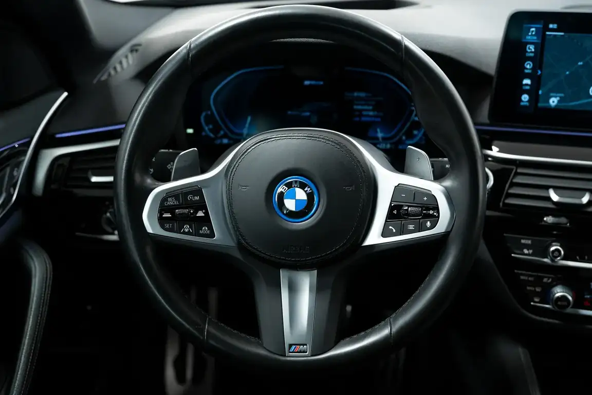 BMW 5 SERIES