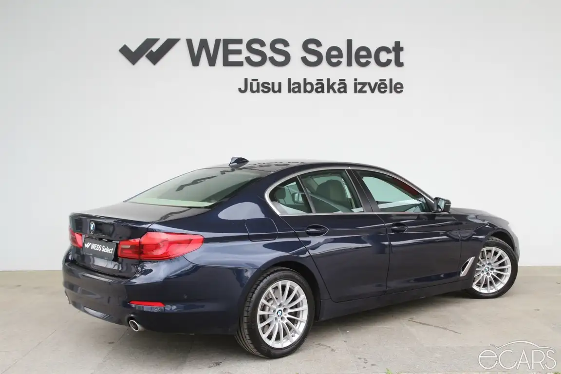 BMW 5 SERIES