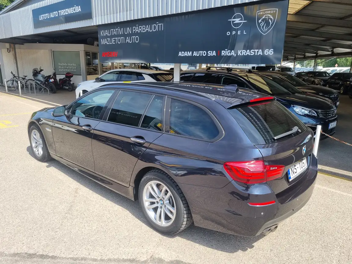 BMW 5 SERIES