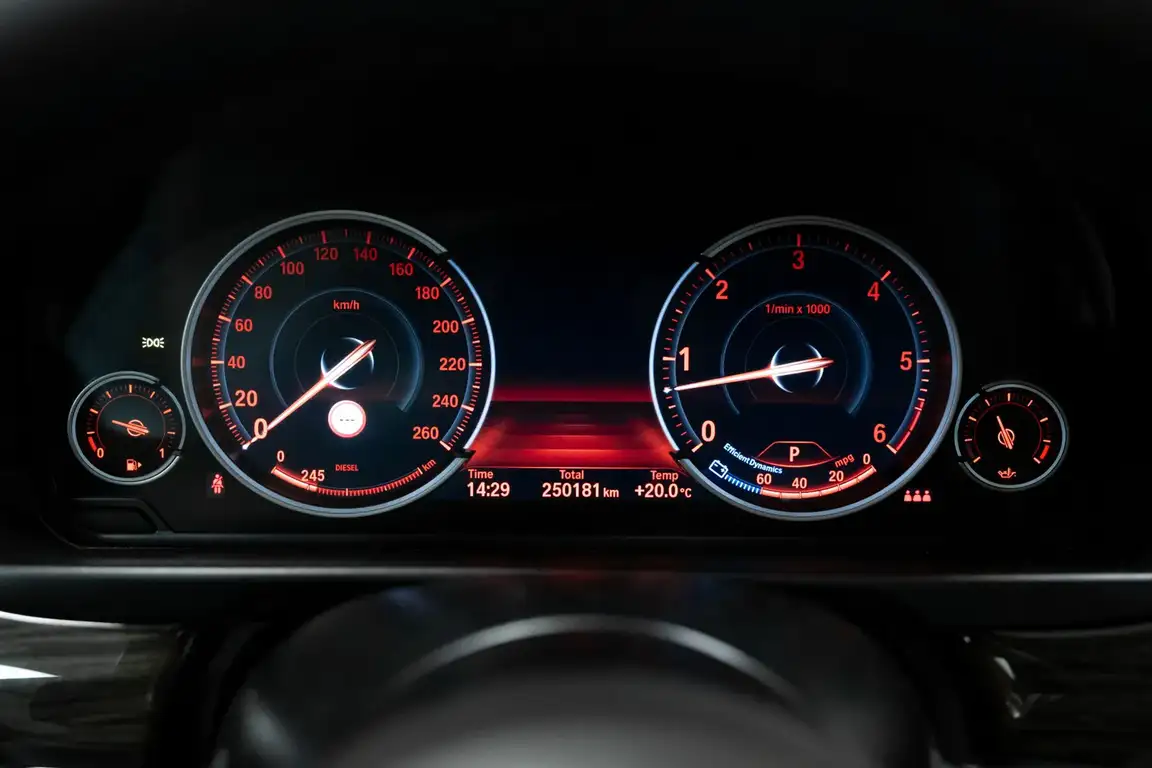 BMW 5 SERIES