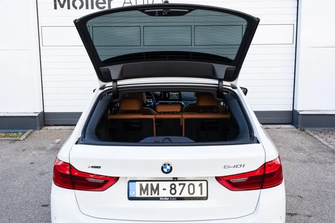 BMW 5 SERIES