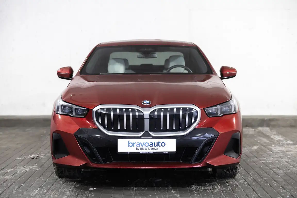 BMW 5 SERIES