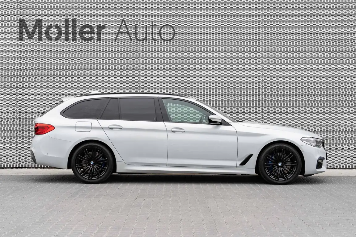 BMW 5 SERIES