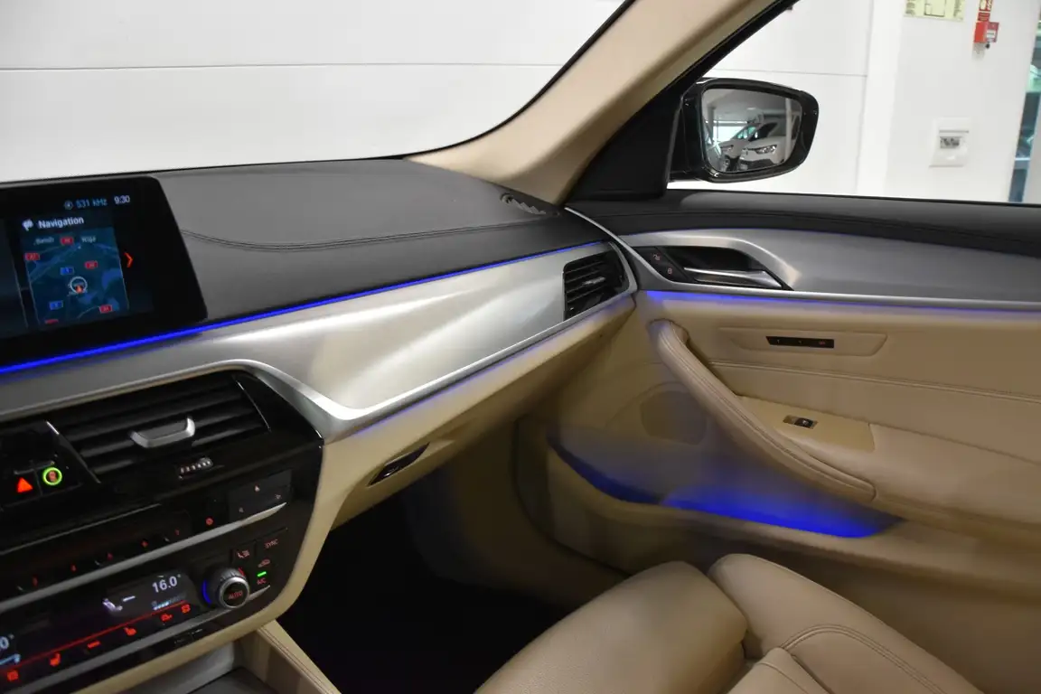 BMW 5 SERIES
