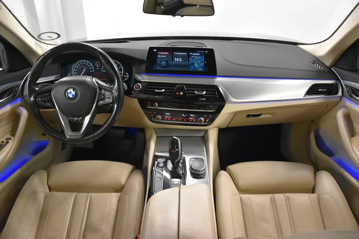 BMW 5 SERIES