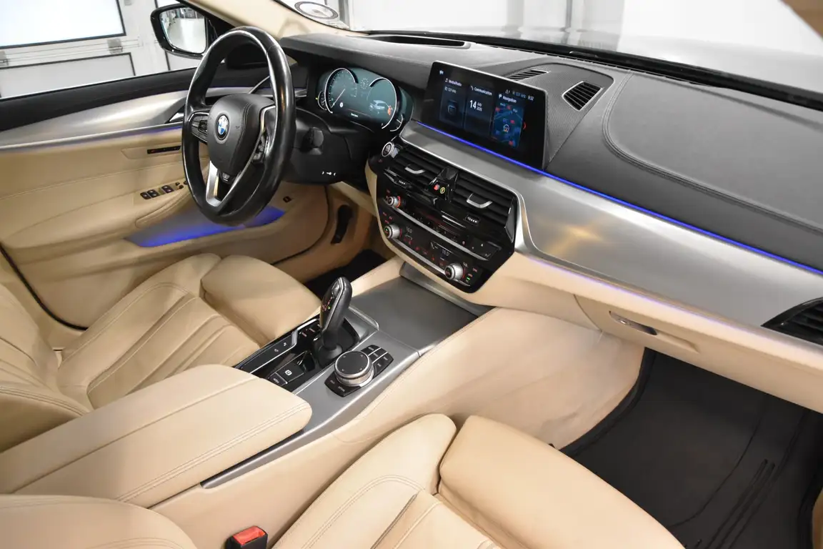 BMW 5 SERIES