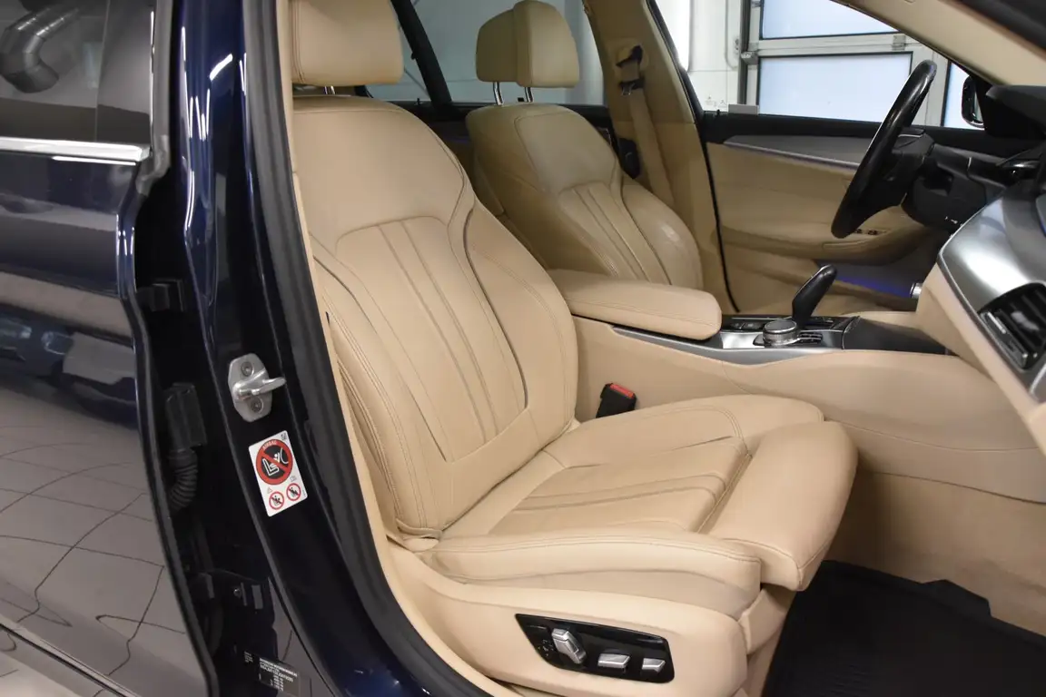 BMW 5 SERIES