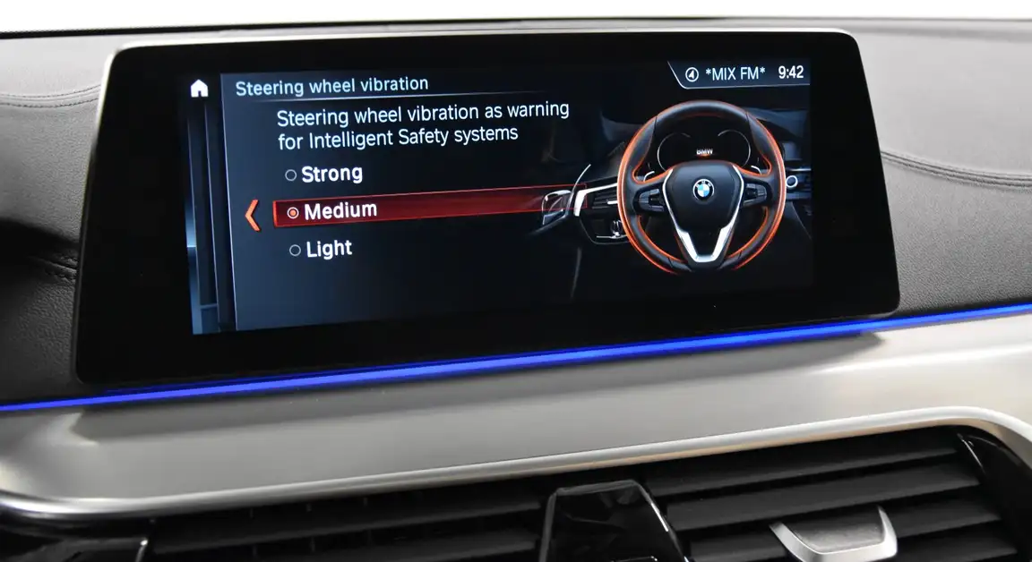 BMW 5 SERIES