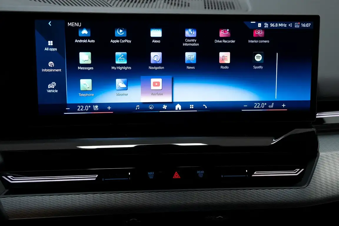 BMW 5 SERIES