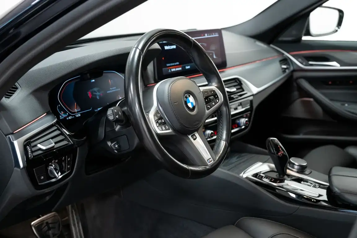 BMW 5 SERIES