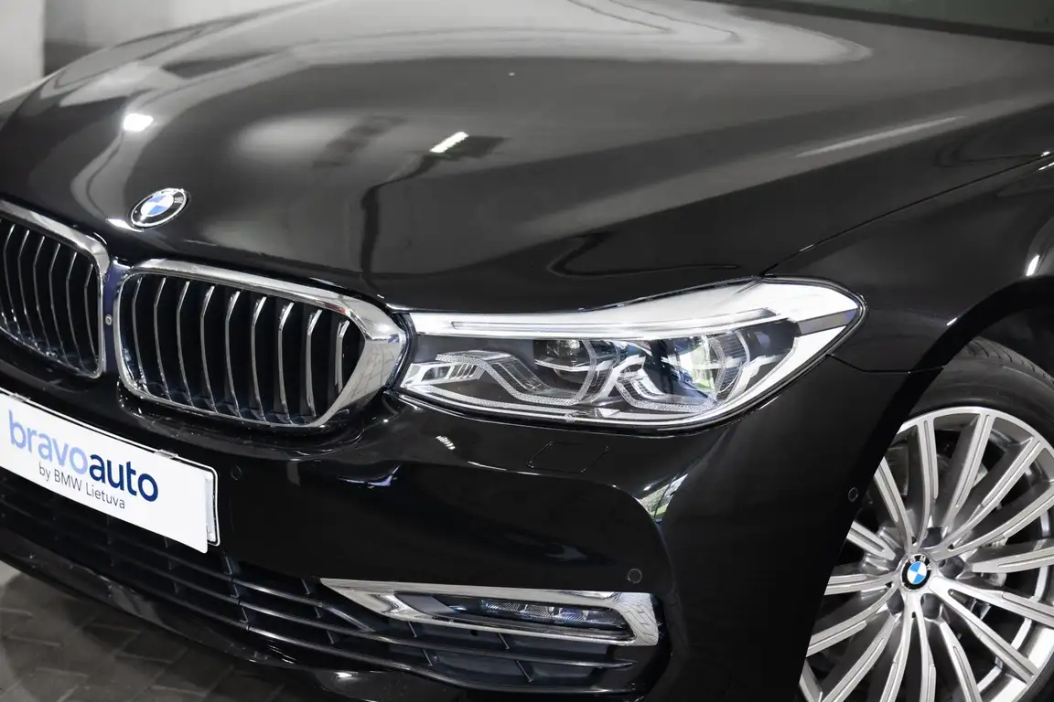 BMW 6 SERIES