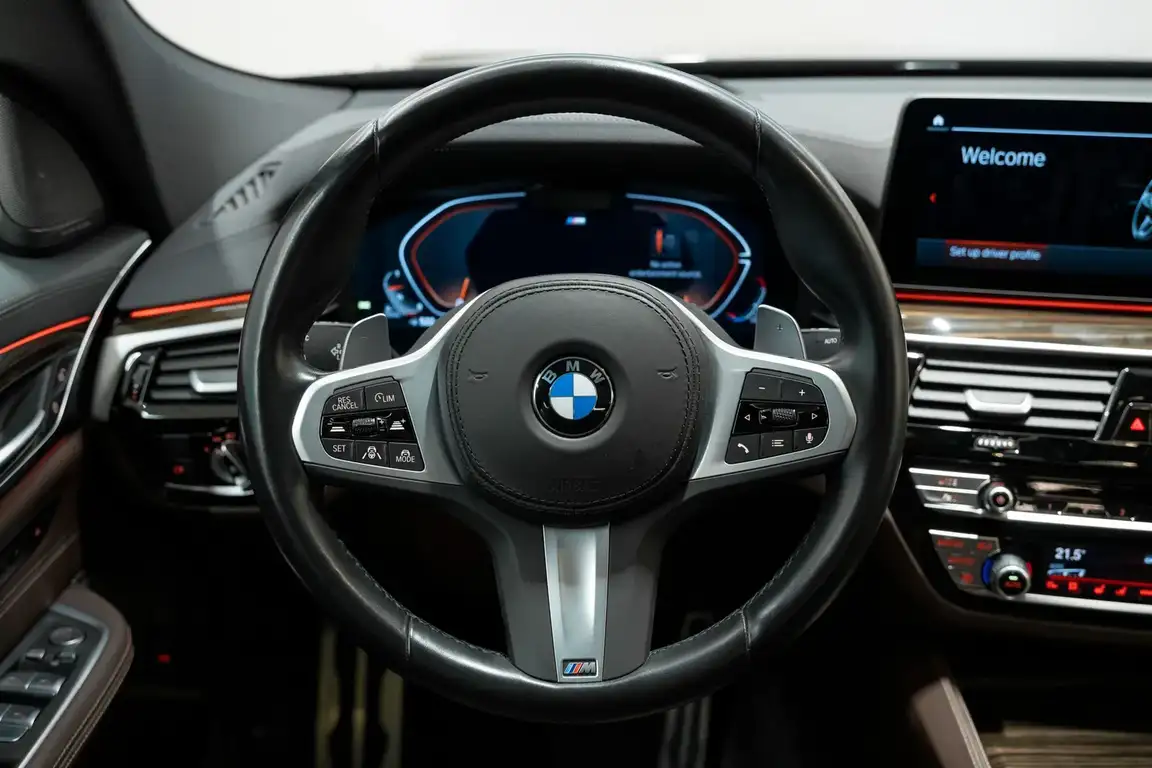 BMW 6 SERIES