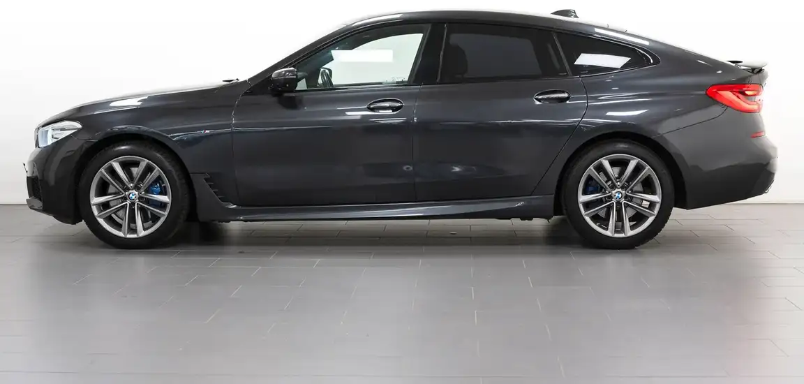 BMW 6 SERIES