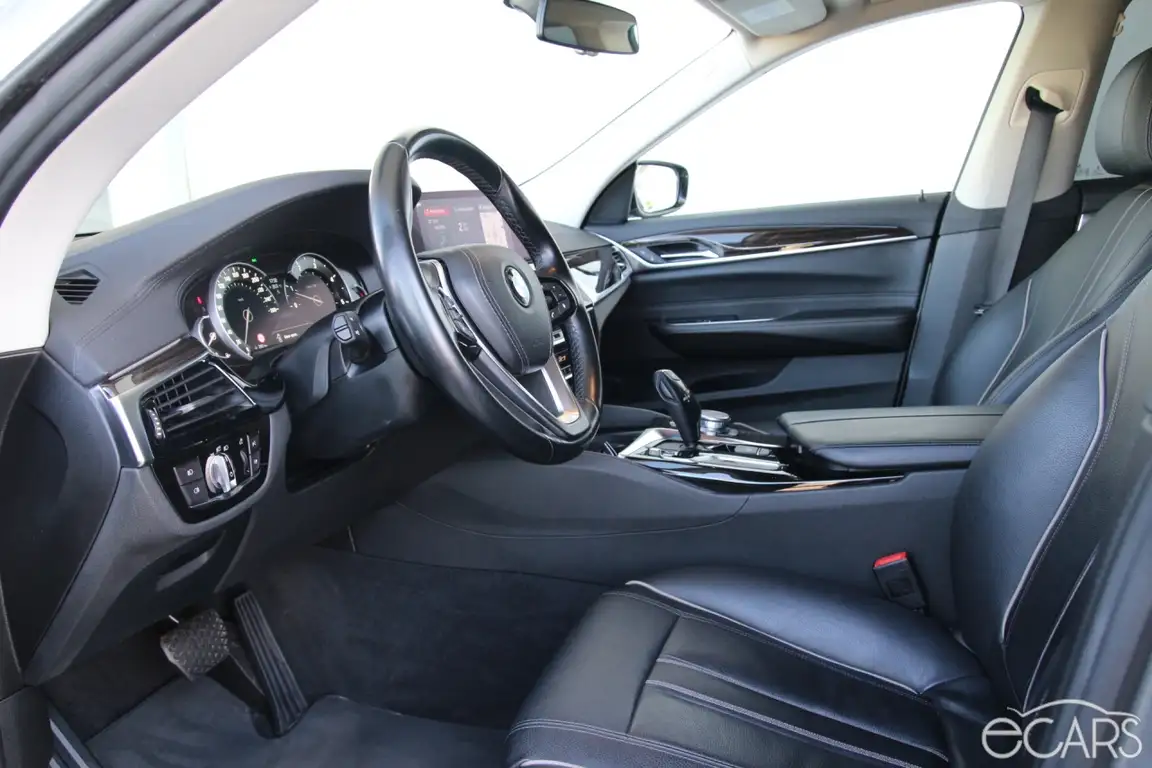 BMW 6 SERIES