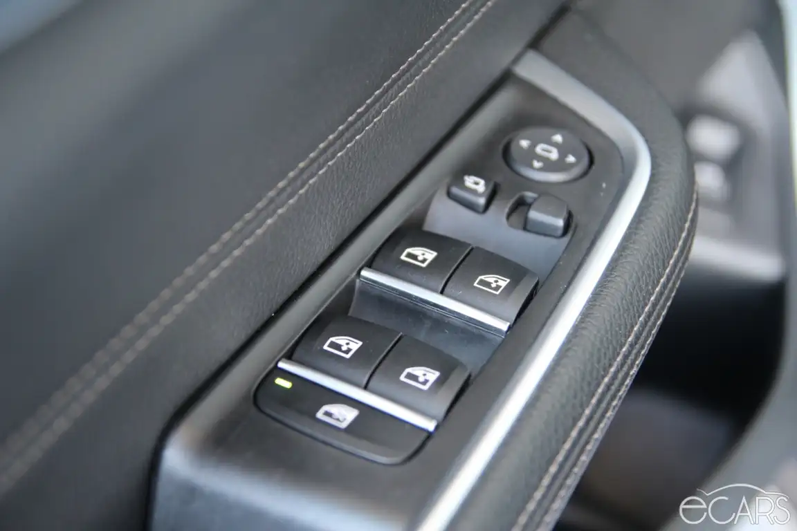 BMW 6 SERIES
