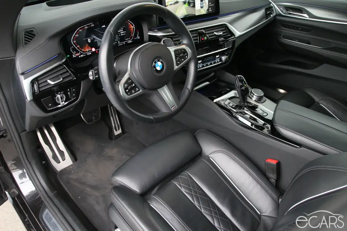 BMW 6 SERIES