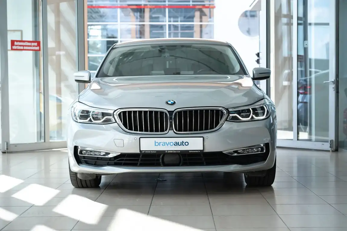 BMW 6 SERIES