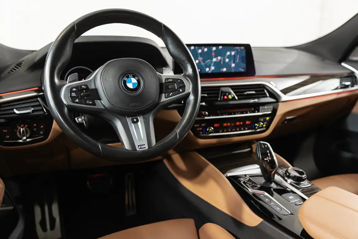 BMW 6 SERIES