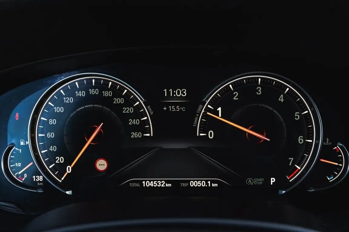 BMW 6 SERIES