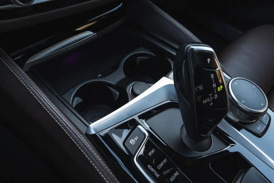 BMW 6 SERIES