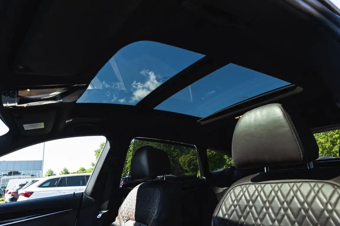 BMW 6 SERIES