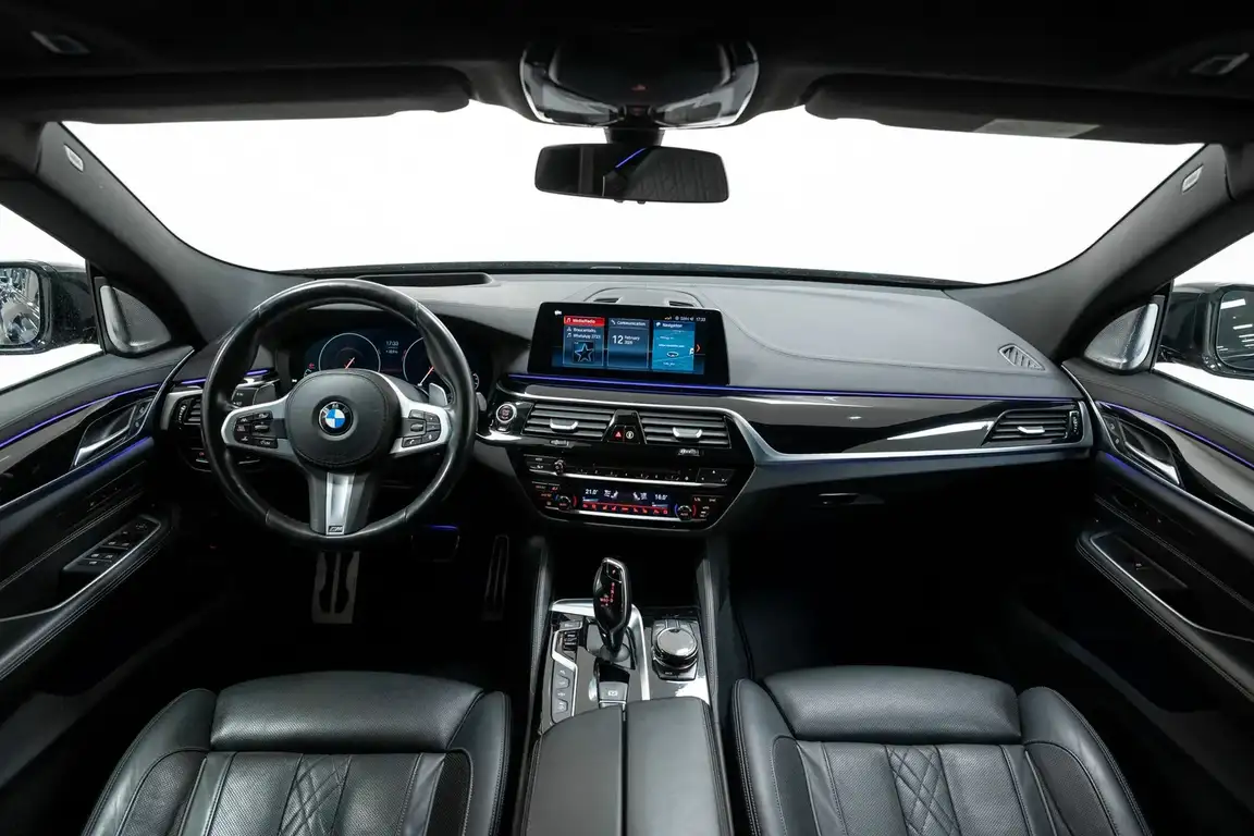 BMW 6 SERIES