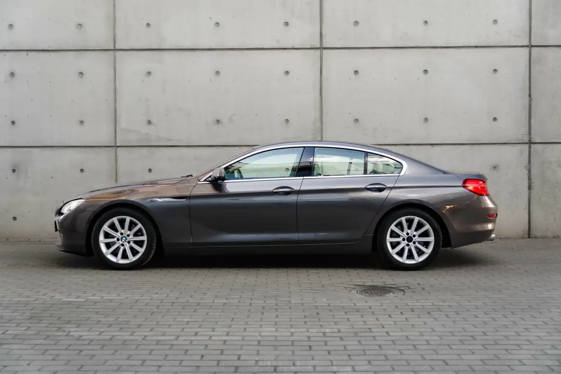 BMW 6 SERIES