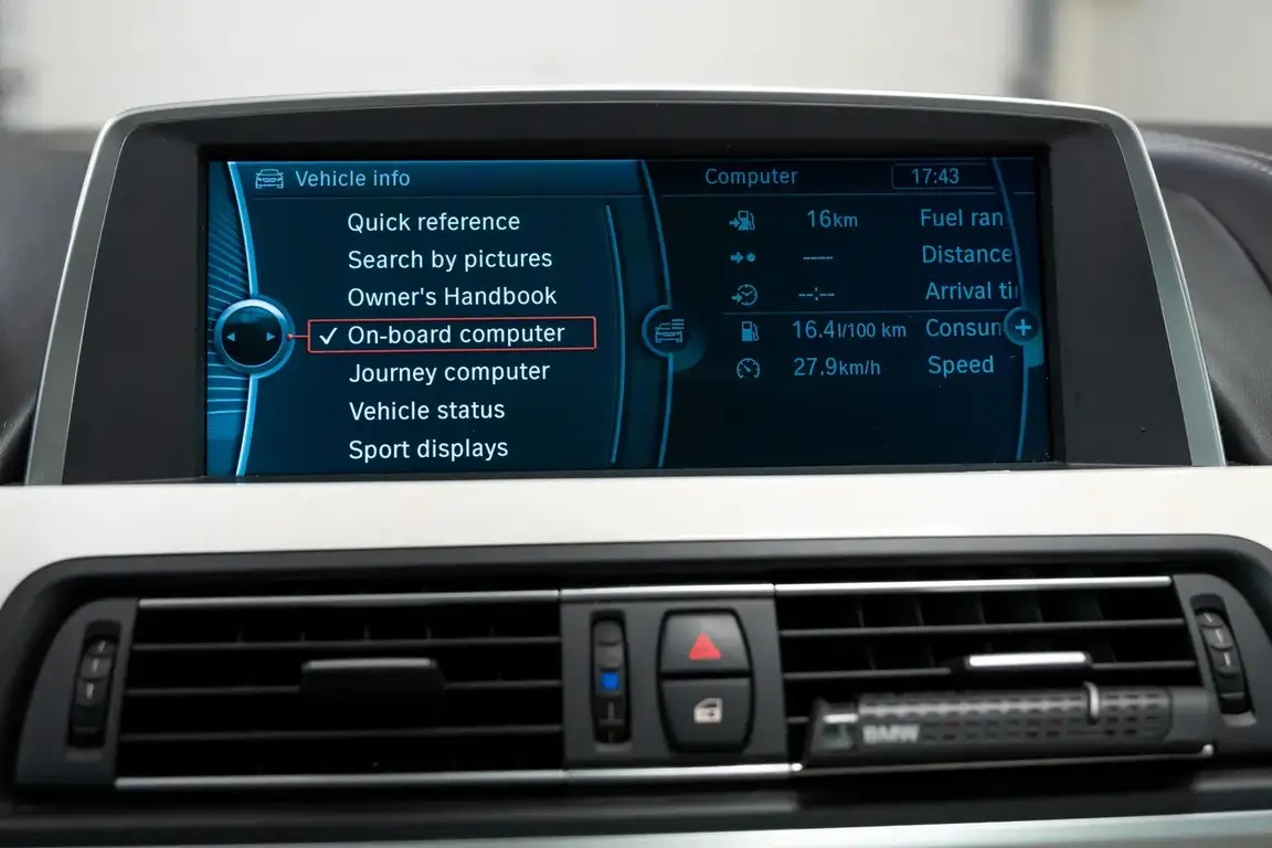 BMW 6 SERIES