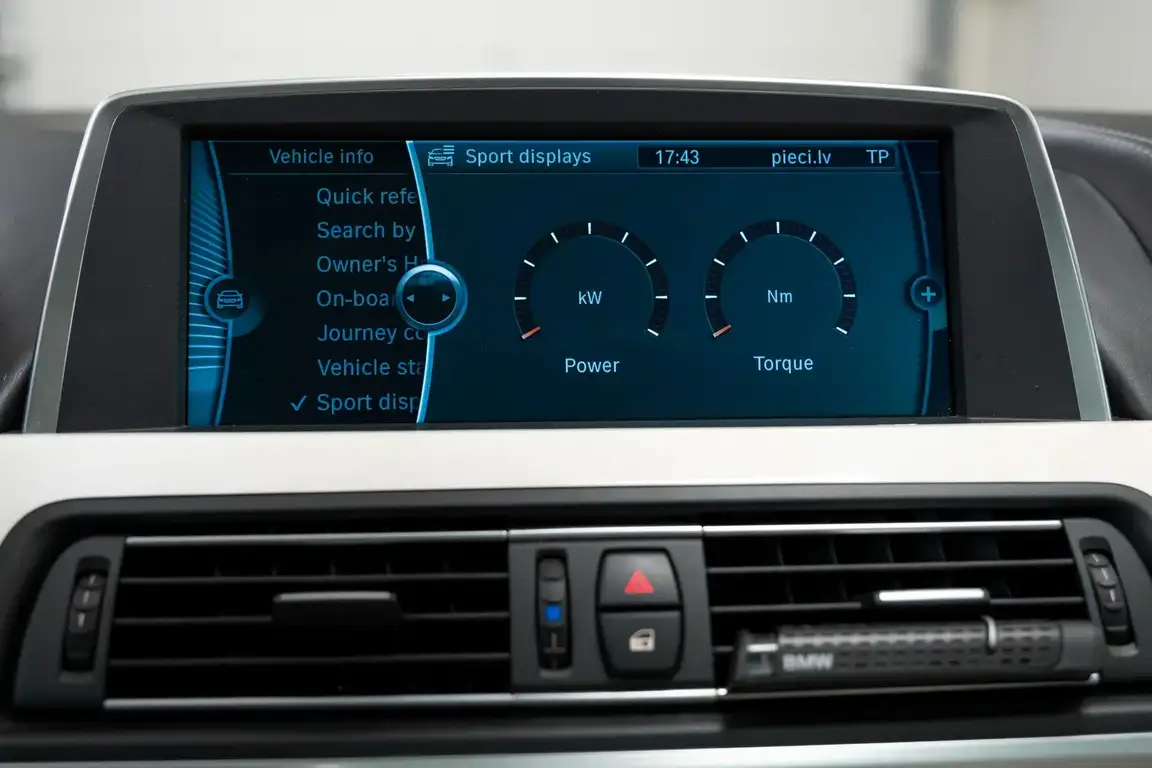 BMW 6 SERIES