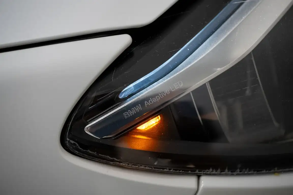 BMW 6 SERIES