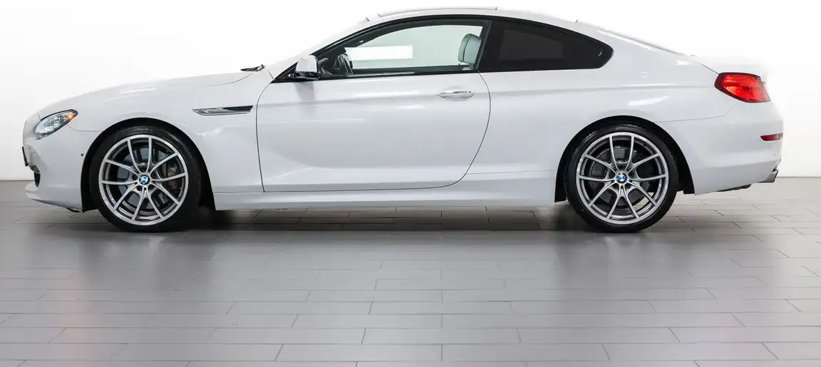 BMW 6 SERIES