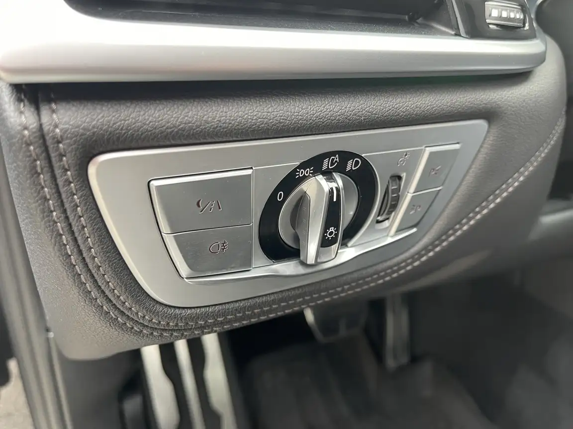 BMW 7 SERIES
