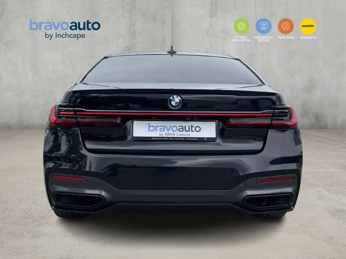 BMW 7 SERIES