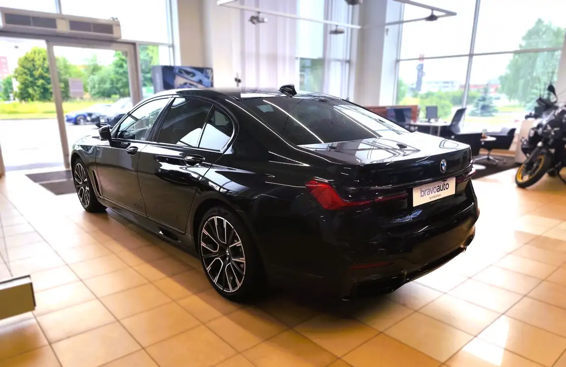 BMW 7 SERIES