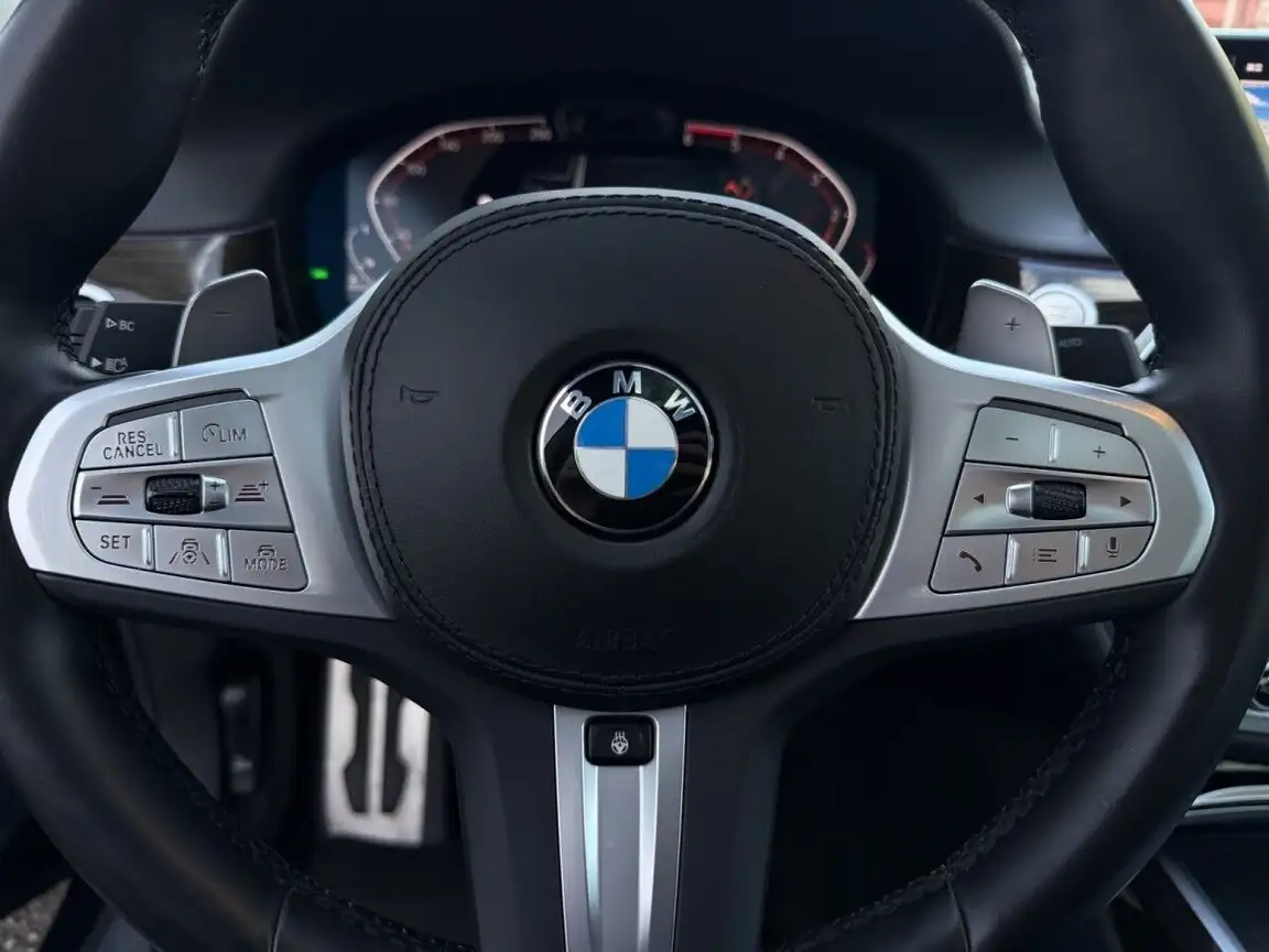 BMW 7 SERIES