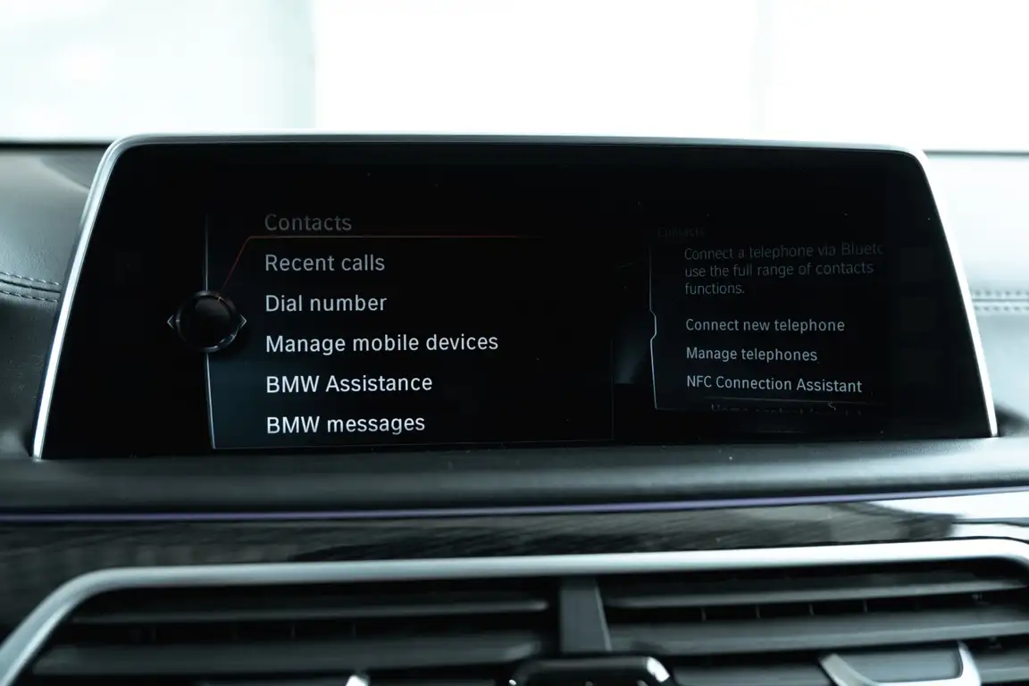 BMW 7 SERIES