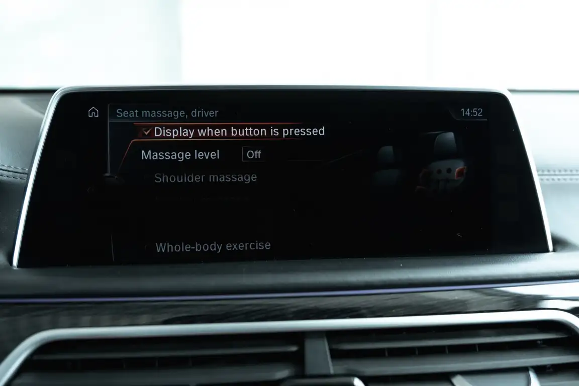 BMW 7 SERIES