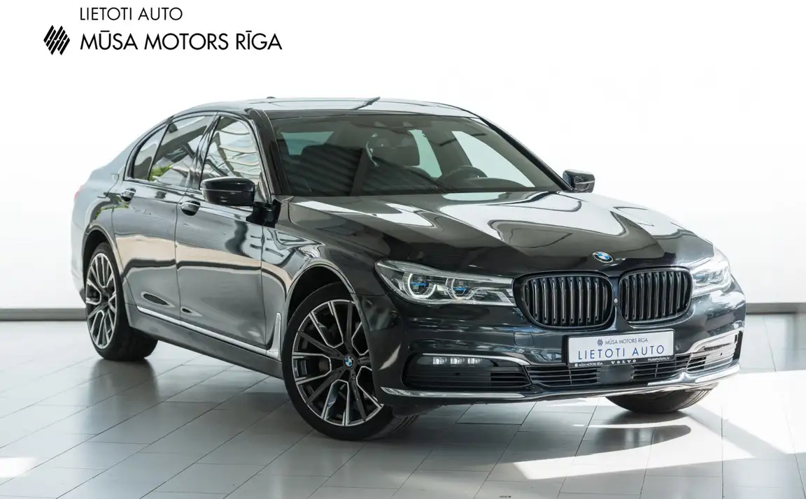 BMW 7 SERIES