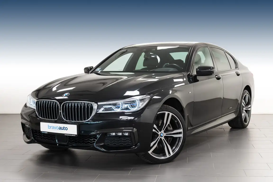 BMW 7 SERIES