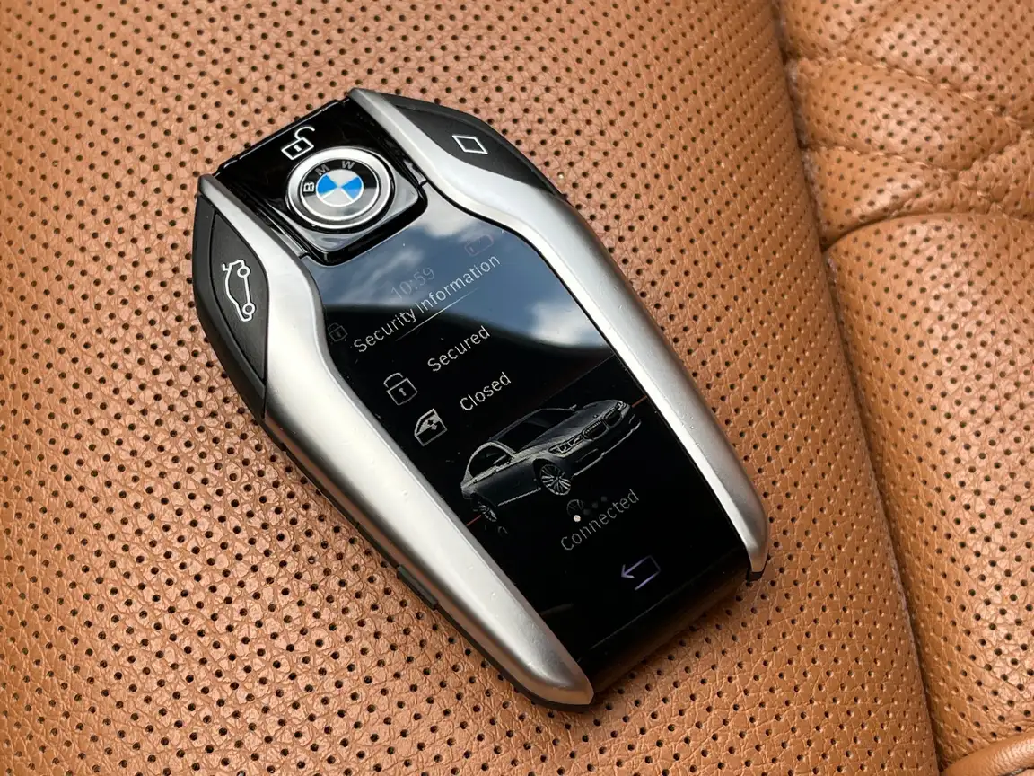 BMW 7 SERIES
