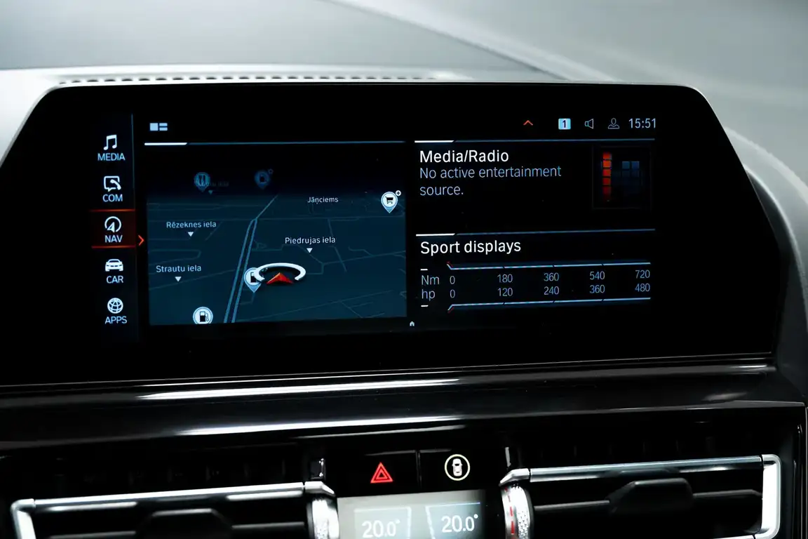 BMW 8 SERIES