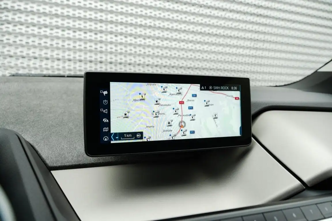 BMW I3