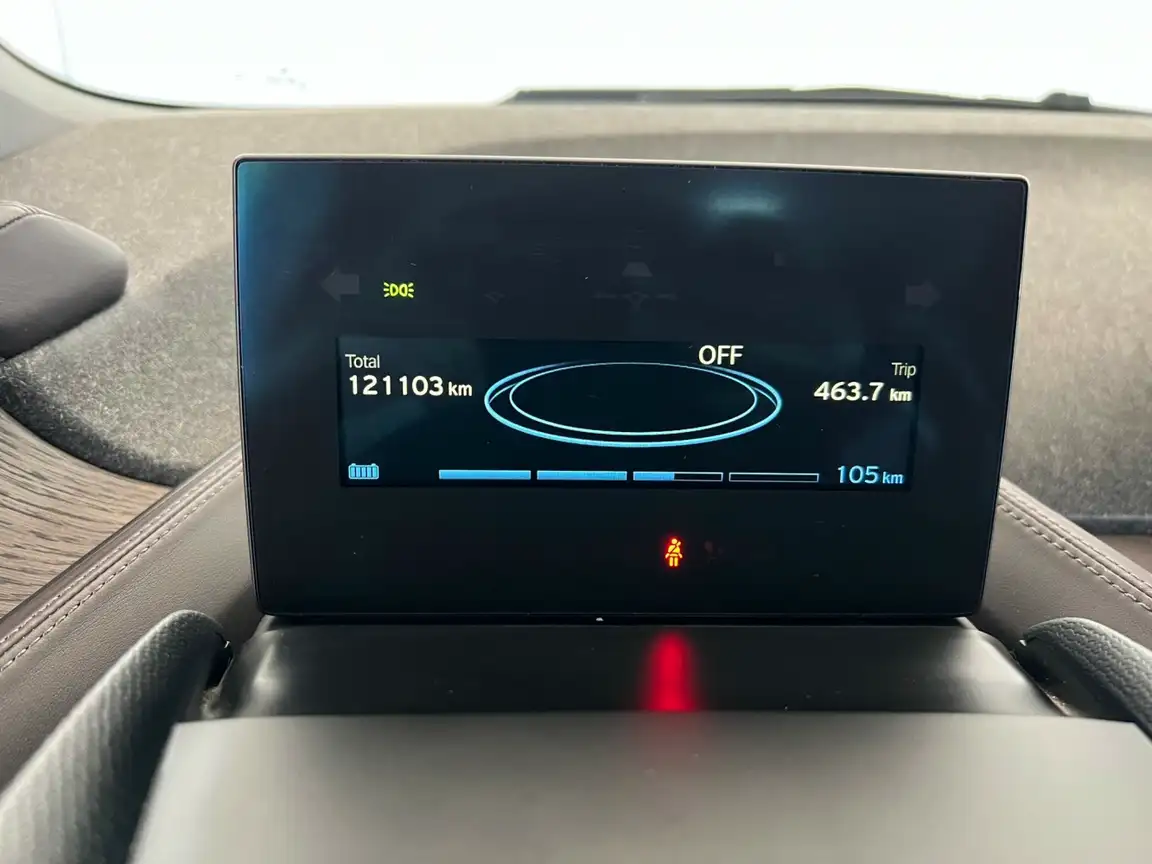 BMW I3