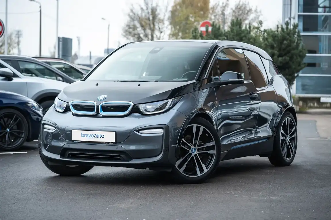 BMW I3