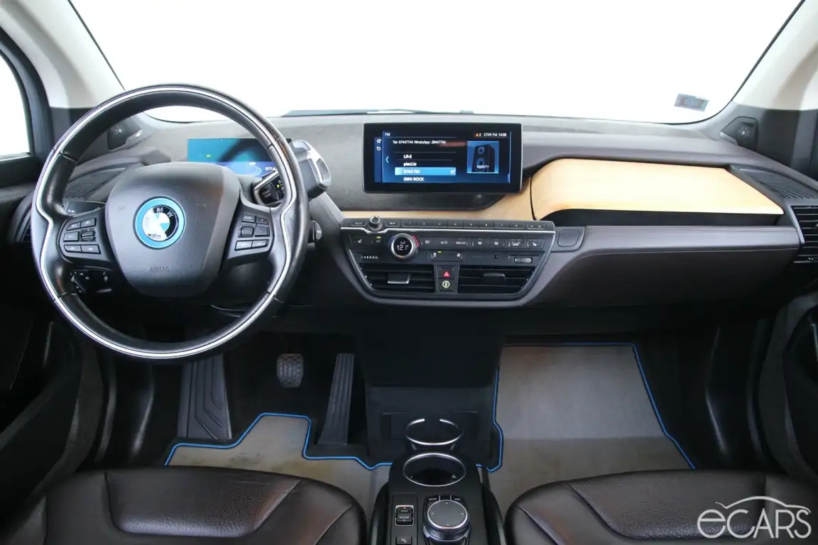 BMW I3