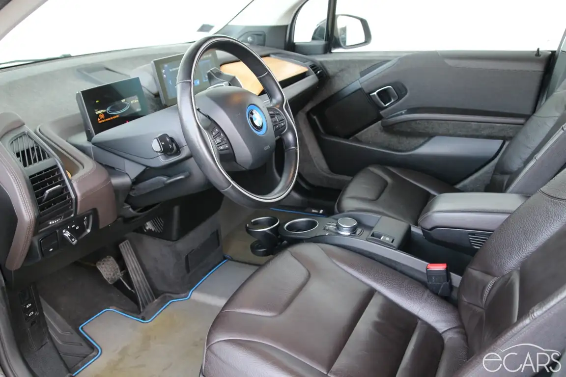 BMW I3