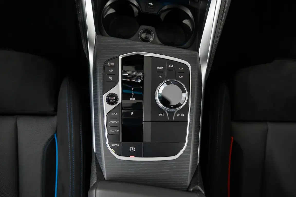 BMW I4