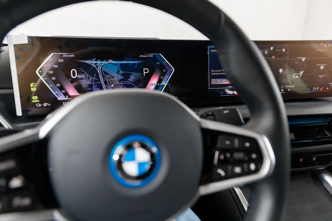 BMW I4